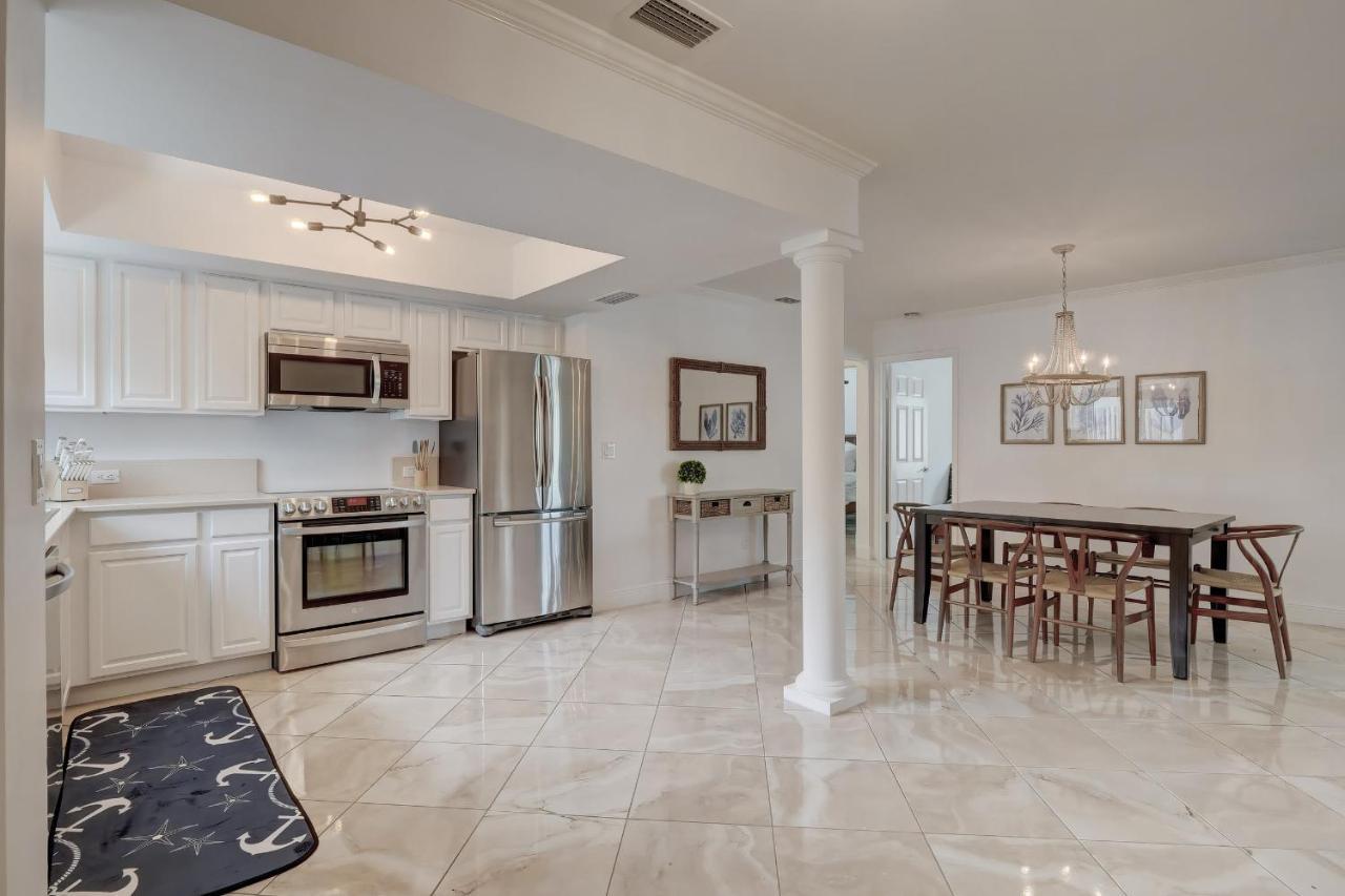 Pool Home Super Close To Vanderbilt Beach เนเปิลส์ ภายนอก รูปภาพ